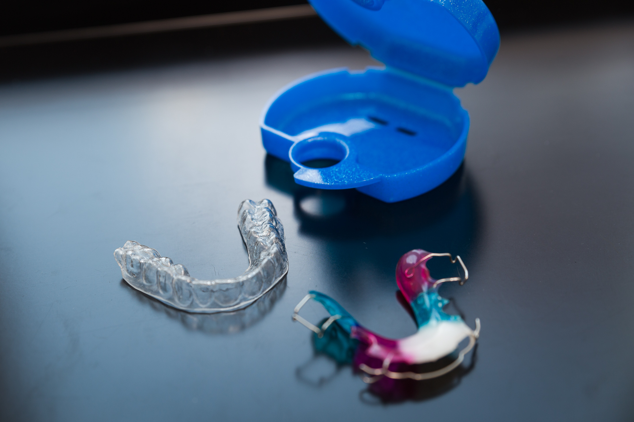 U mladistvých a dospělých